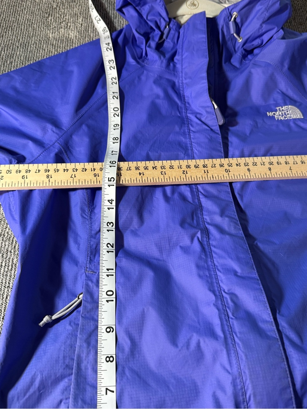 The North Face Purple Hooded Shell Hyvent underarm vent Jacket - Picture 7 of 8